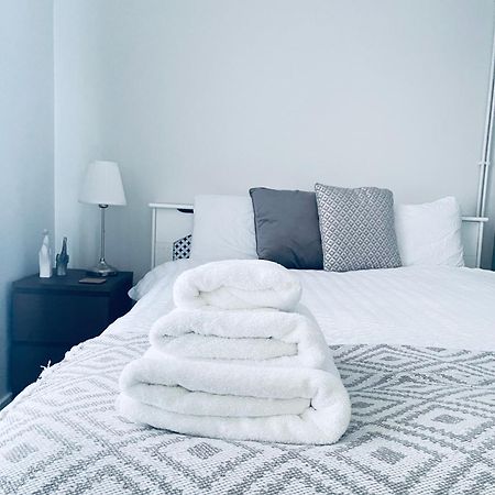 Small Doble, Shared House Filton Room photo
